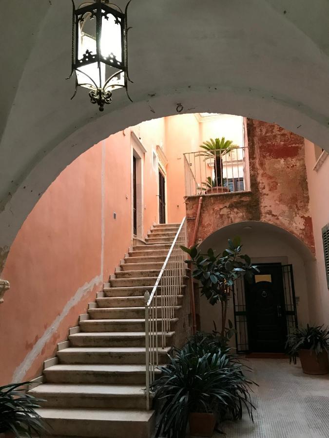 Suite A Mare - Casa Della Poetessa Поліньяно-а-Маре Екстер'єр фото