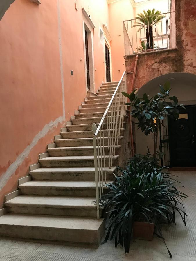 Suite A Mare - Casa Della Poetessa Поліньяно-а-Маре Екстер'єр фото